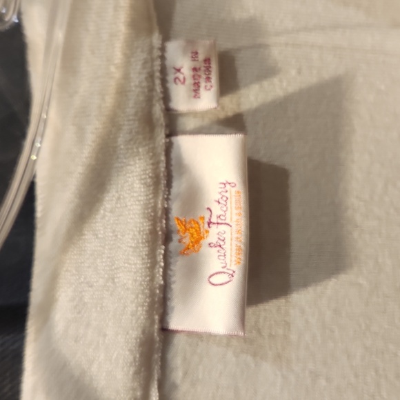 EUC Quaker Factory Women's sz 2X Button Trim Terry cloth Robe - Picture 3 of 7